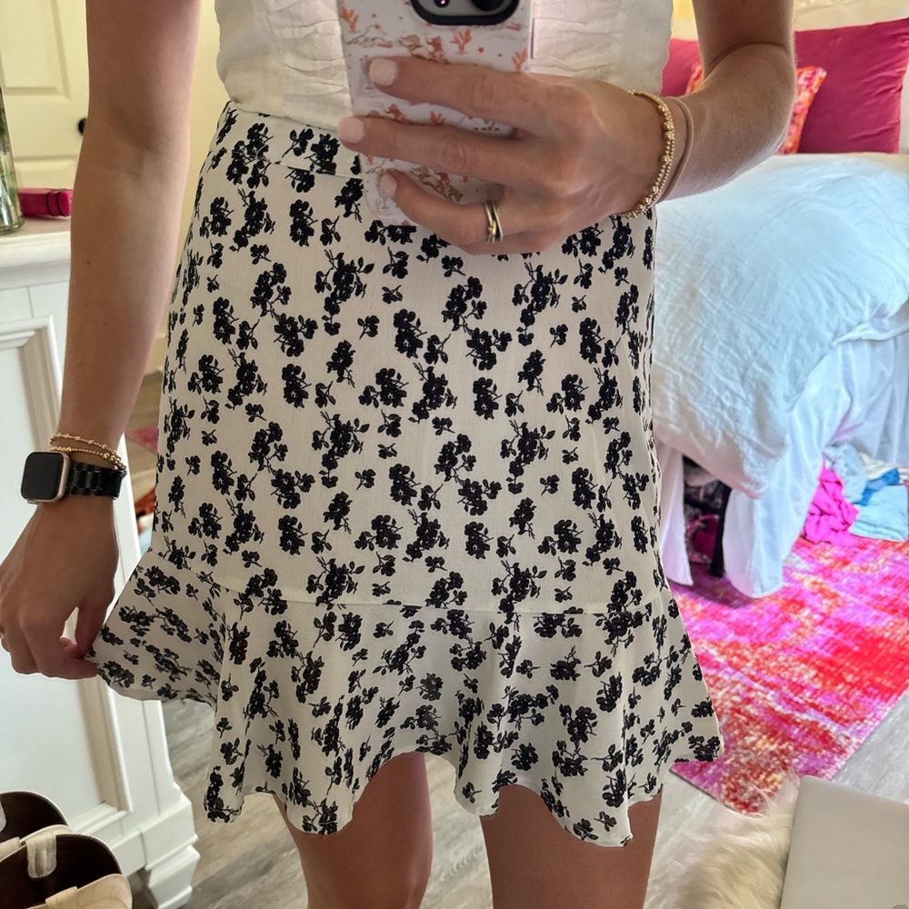 Floral Black and White Peplum Skirt - Picture 3 of 5